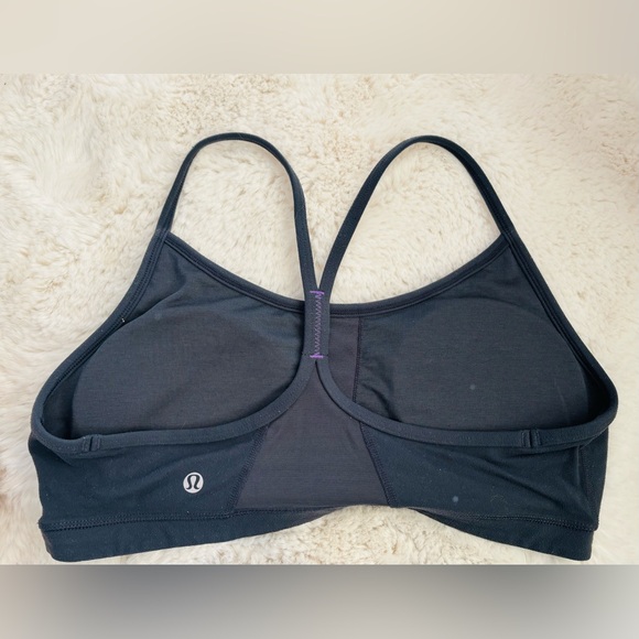4 lululemon Flow Y Sports Bras Light Pink, Blue, Dark Grey, & Black Size: Medium - Picture 4 of 7